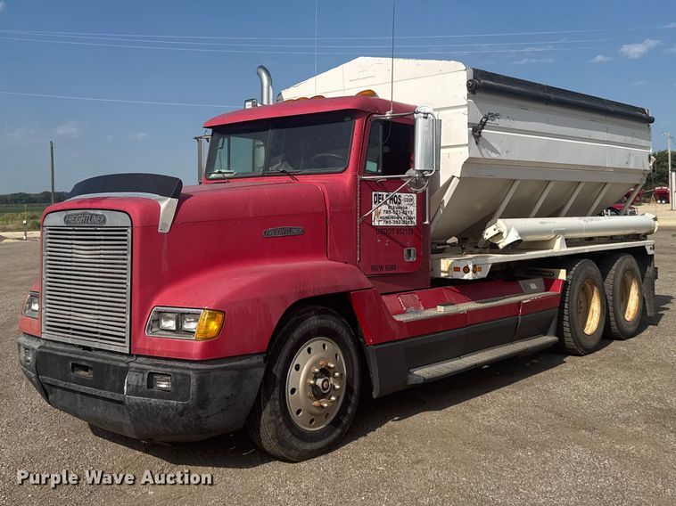 image for item DY3229 1990 Freightliner FLD120 fertilizer delivery truck