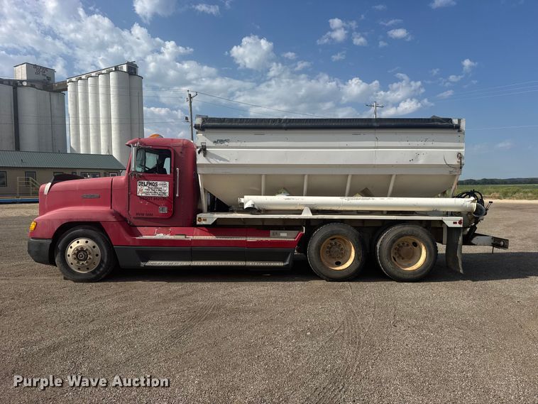 image for item DY3229 1990 Freightliner FLD120 fertilizer delivery truck