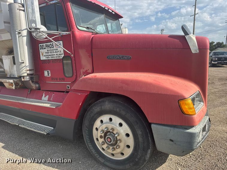 image for item DY3229 1990 Freightliner FLD120 fertilizer delivery truck