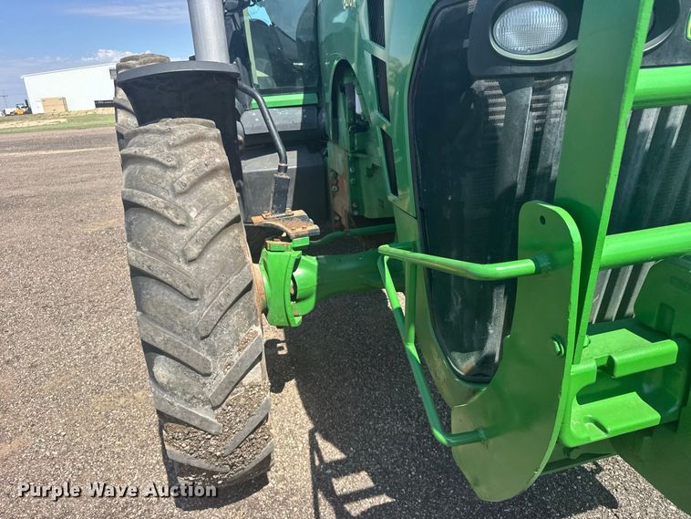 image for item DY3267 2010 John Deere 8270R MFWD tractor