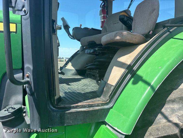 image for item DY3267 2010 John Deere 8270R MFWD tractor