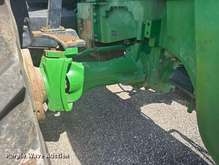 image for item DY3267 2010 John Deere 8270R MFWD tractor