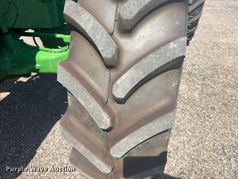image for item DY3268 2007 John Deere 8130 MFWD tractor
