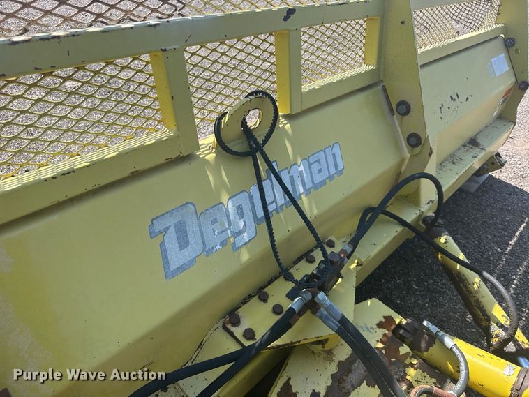 image for item DY3273 John Deere 8330 MFWD tractor