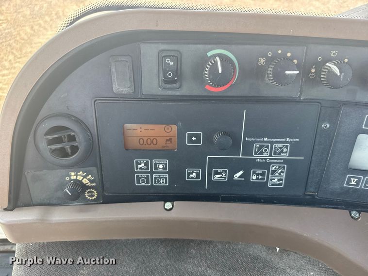 image for item DY3273 John Deere 8330 MFWD tractor