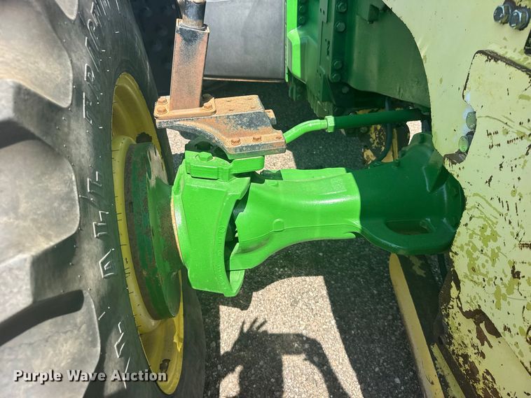 image for item DY3273 John Deere 8330 MFWD tractor