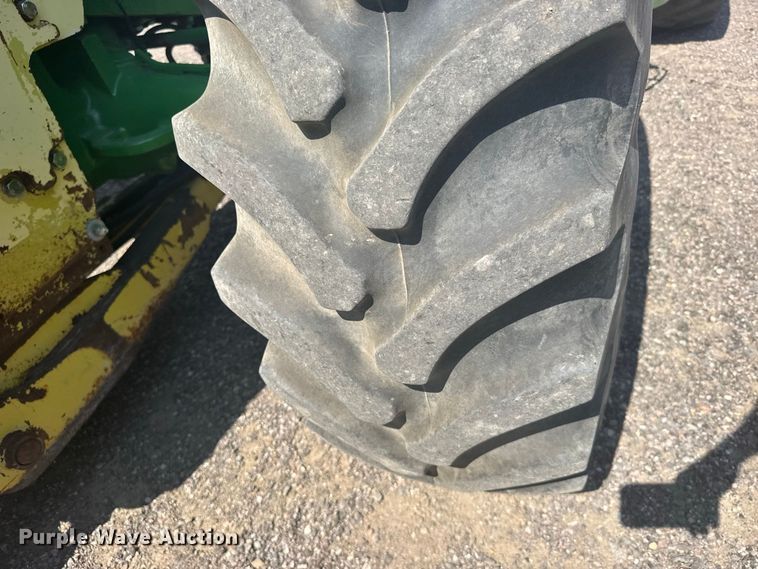 image for item DY3273 John Deere 8330 MFWD tractor
