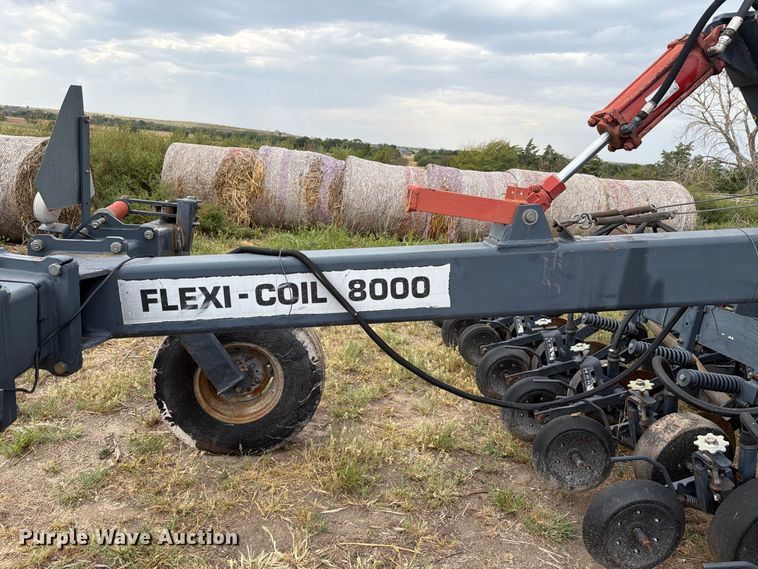 image for item DY3424 Flexi-Coil 8000 air seeder