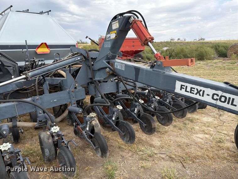 image for item DY3424 Flexi-Coil 8000 air seeder