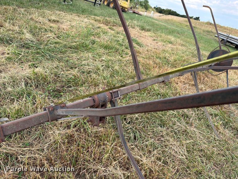 image for item DZ4757 Kelderman corn head reel