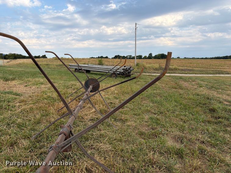 image for item DZ4757 Kelderman corn head reel