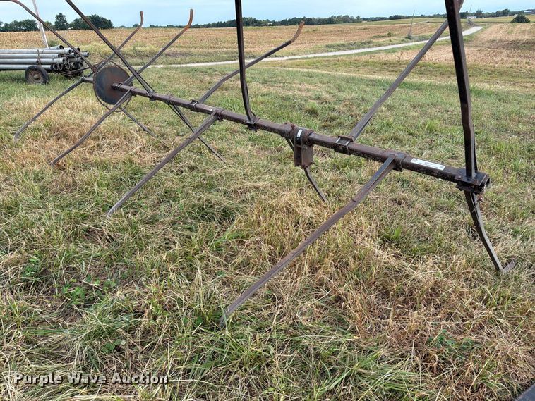 image for item DZ4757 Kelderman corn head reel