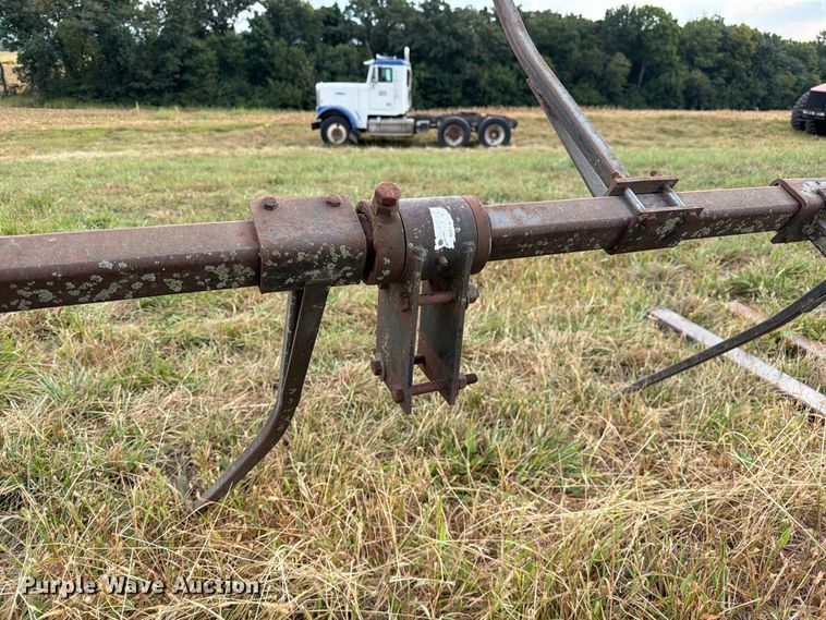 image for item DZ4757 Kelderman corn head reel