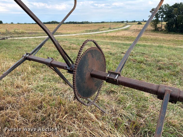 image for item DZ4757 Kelderman corn head reel