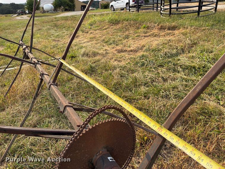 image for item DZ4757 Kelderman corn head reel
