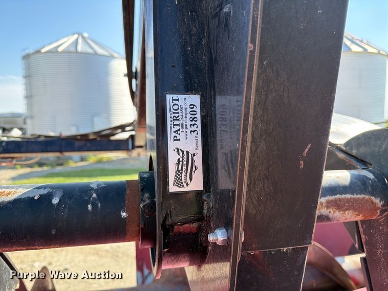 image for item DZ4840 2001 Case IH 2208 30 corn head