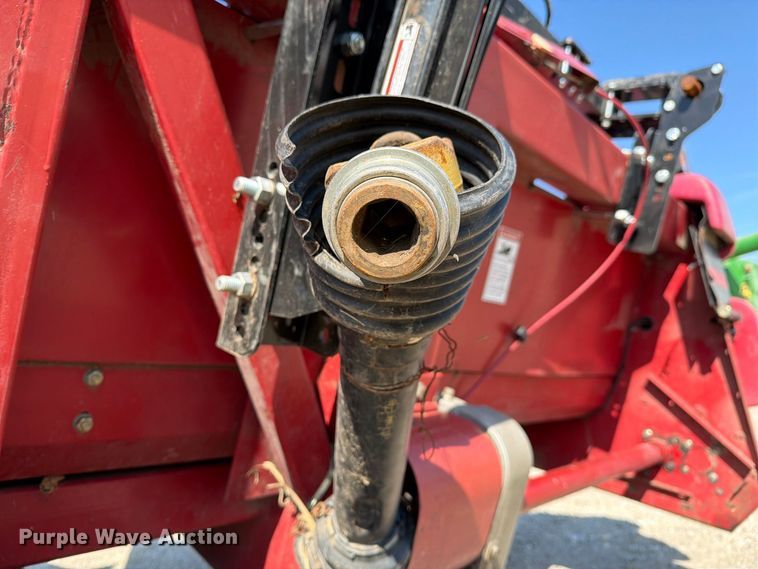 image for item DZ4840 2001 Case IH 2208 30 corn head