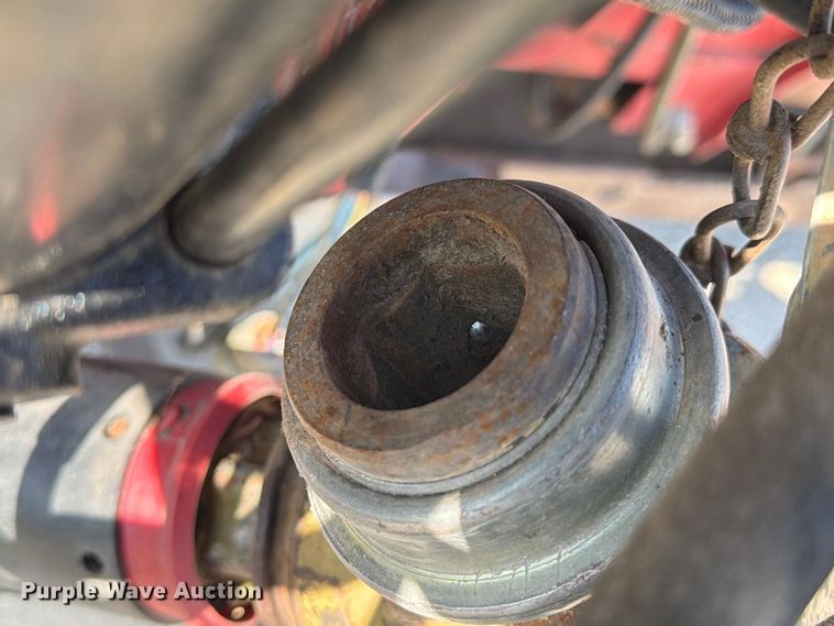 image for item DZ4840 2001 Case IH 2208 30 corn head