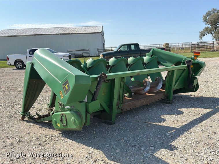 image for item DZ4841 John Deere 693 corn head