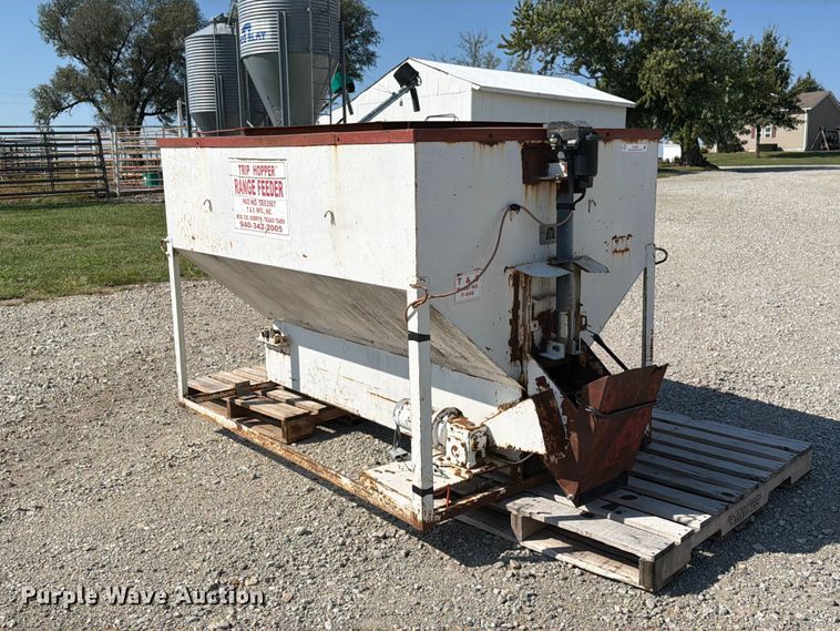 image for item DZ4842 T&S Trip Hopper P-846 range feeder