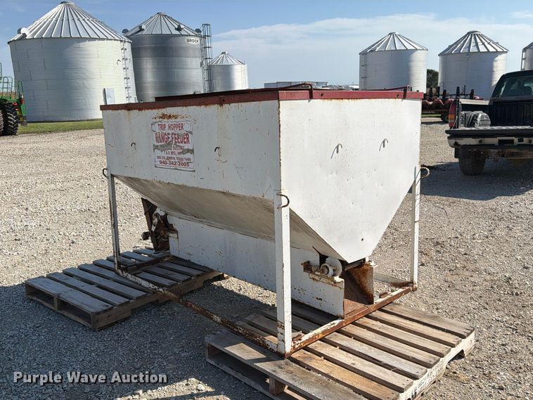 image for item DZ4842 T&S Trip Hopper P-846 range feeder