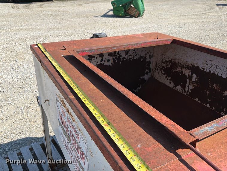 image for item DZ4842 T&S Trip Hopper P-846 range feeder
