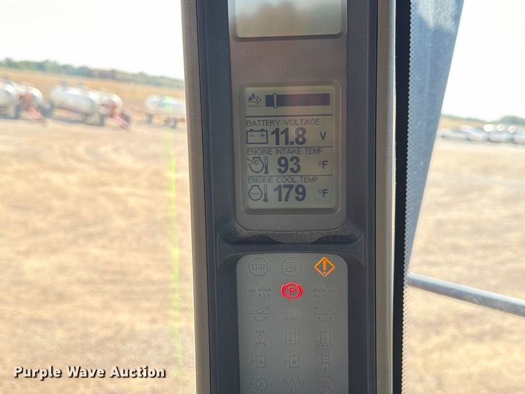 image for item DZ4845 2015 Case IH Titan 4030 applicator