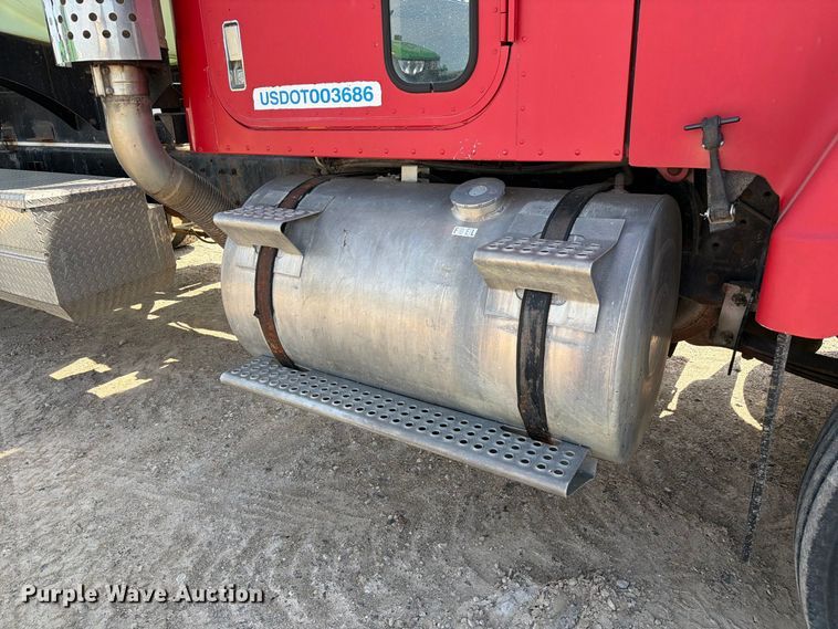 image for item DZ4847 1984 International Harvester Transtar 4300 liquid fertilizer truck