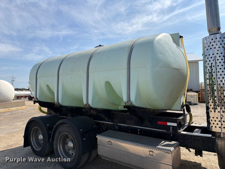 image for item DZ4847 1984 International Harvester Transtar 4300 liquid fertilizer truck