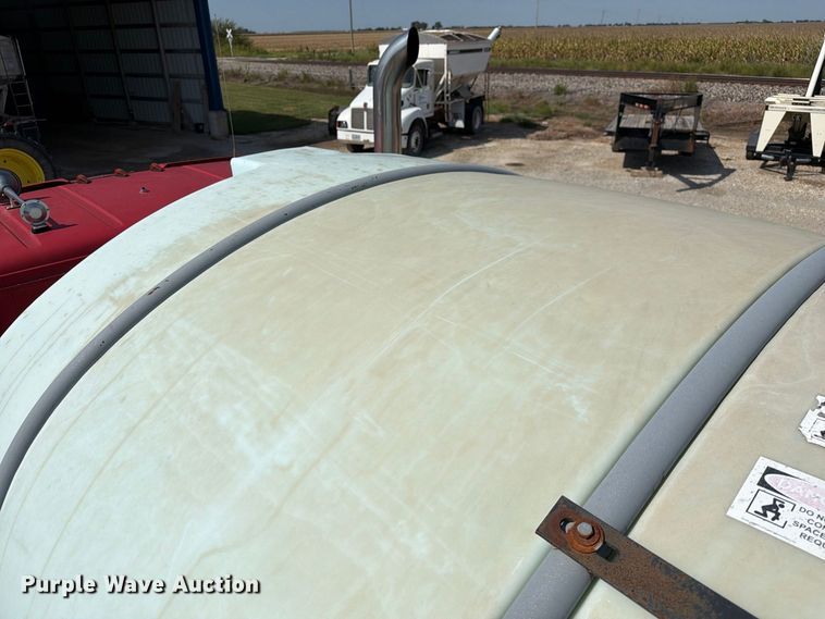 image for item DZ4847 1984 International Harvester Transtar 4300 liquid fertilizer truck