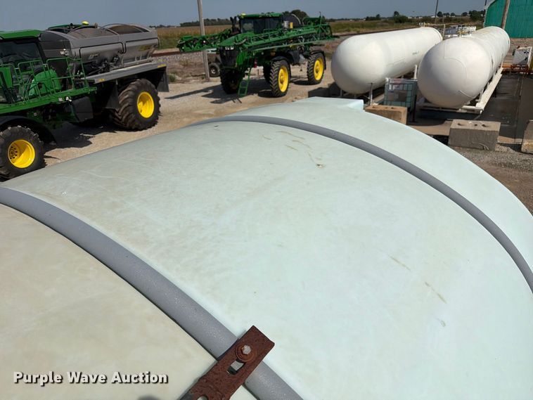 image for item DZ4847 1984 International Harvester Transtar 4300 liquid fertilizer truck