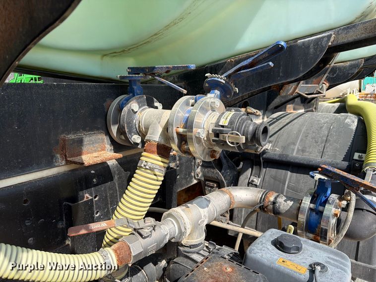 image for item DZ4847 1984 International Harvester Transtar 4300 liquid fertilizer truck