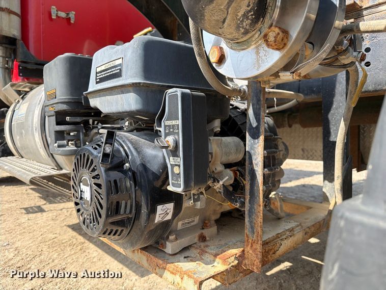 image for item DZ4847 1984 International Harvester Transtar 4300 liquid fertilizer truck