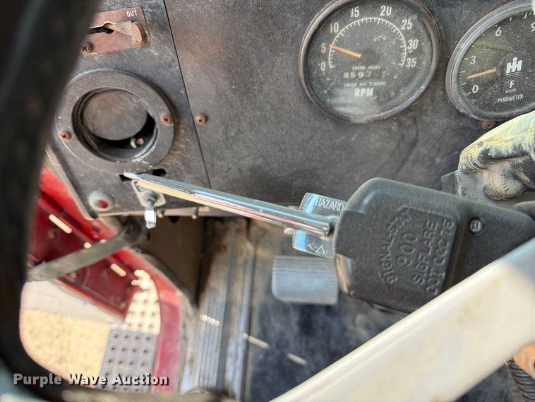 image for item DZ4847 1984 International Harvester Transtar 4300 liquid fertilizer truck