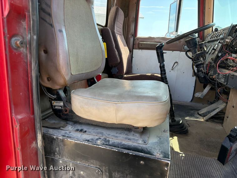 image for item DZ4847 1984 International Harvester Transtar 4300 liquid fertilizer truck