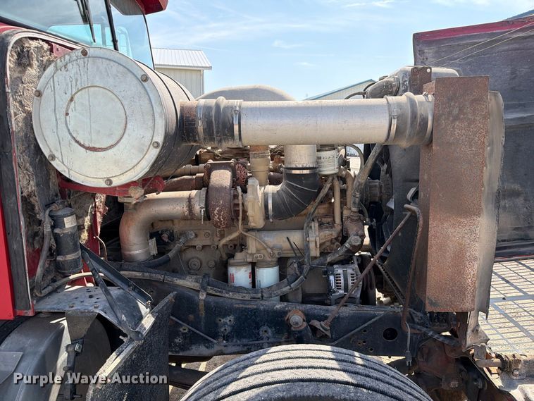 image for item DZ4847 1984 International Harvester Transtar 4300 liquid fertilizer truck