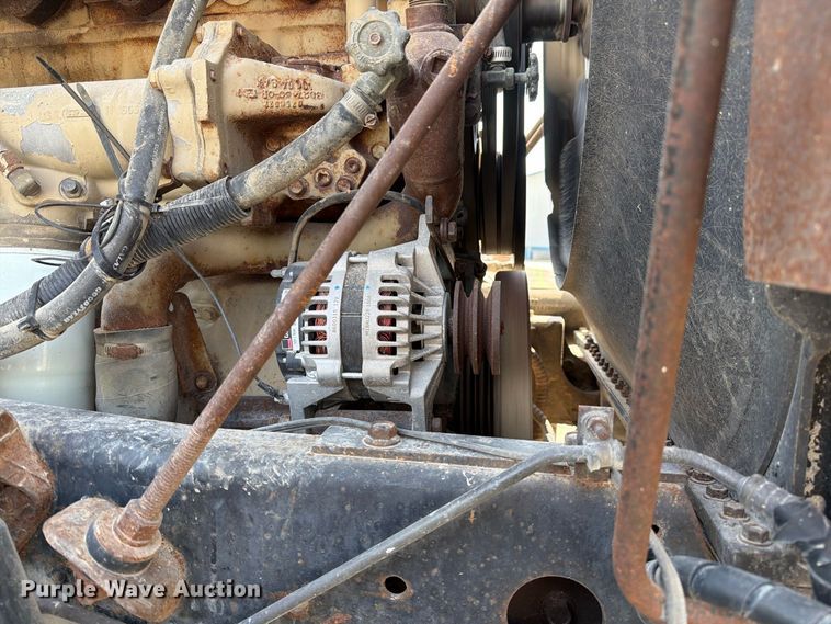 image for item DZ4847 1984 International Harvester Transtar 4300 liquid fertilizer truck
