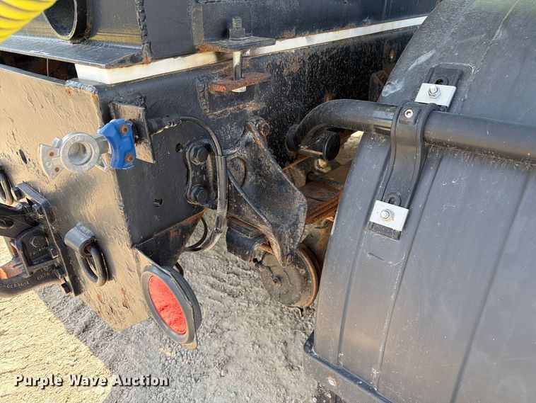 image for item DZ4847 1984 International Harvester Transtar 4300 liquid fertilizer truck