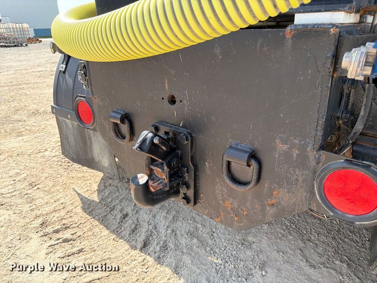 image for item DZ4847 1984 International Harvester Transtar 4300 liquid fertilizer truck