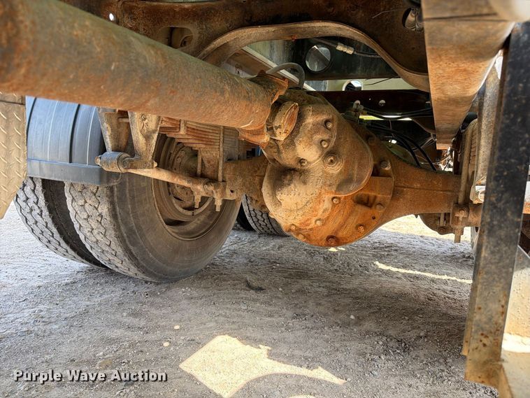 image for item DZ4847 1984 International Harvester Transtar 4300 liquid fertilizer truck