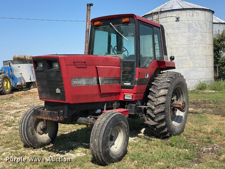 1981 International Harvester 3688 tractor