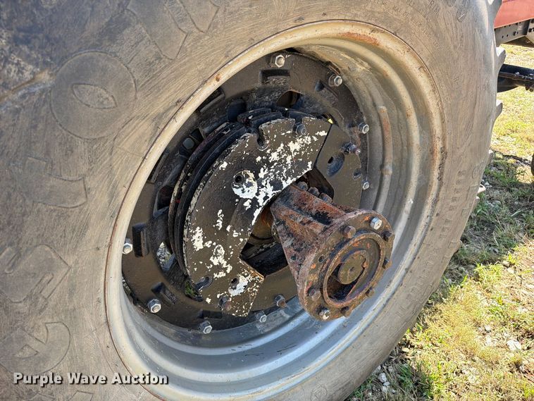 image for item DZ4883 1981 International Harvester 3688 tractor