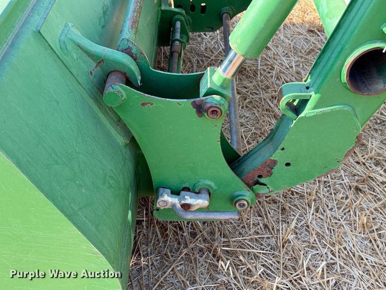 image for item EA0036 2012 John Deere 5085M MFWD tractor
