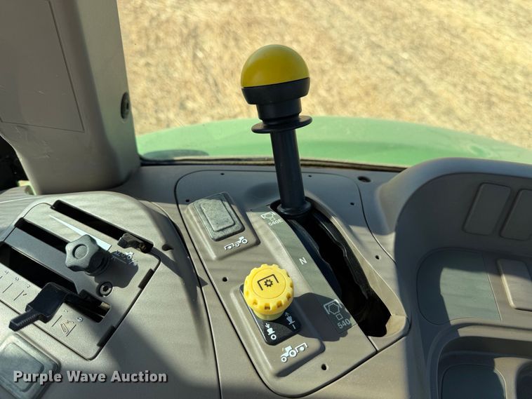 image for item EA0036 2012 John Deere 5085M MFWD tractor