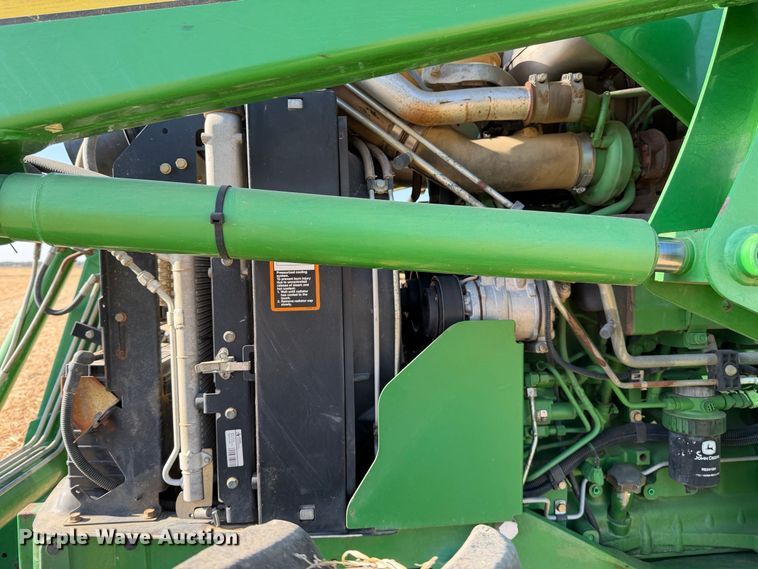 image for item EA0036 2012 John Deere 5085M MFWD tractor