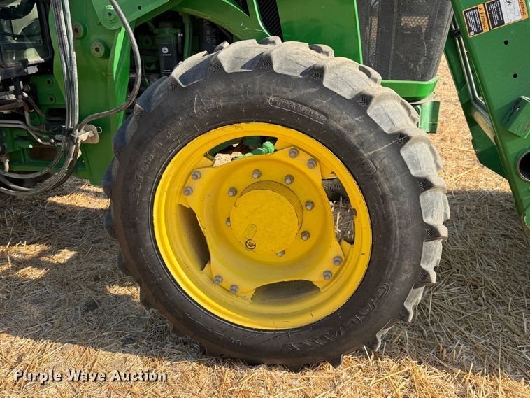 image for item EA0036 2012 John Deere 5085M MFWD tractor