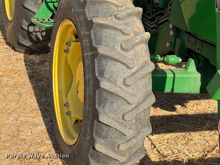 image for item EA0036 2012 John Deere 5085M MFWD tractor
