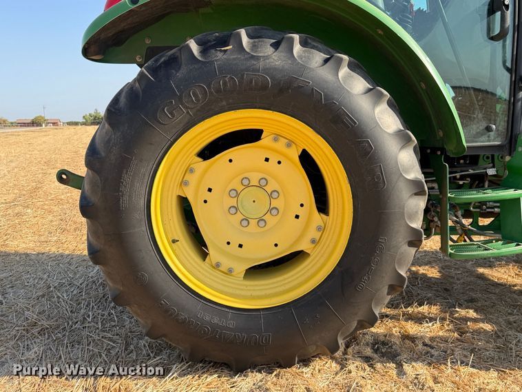 image for item EA0036 2012 John Deere 5085M MFWD tractor