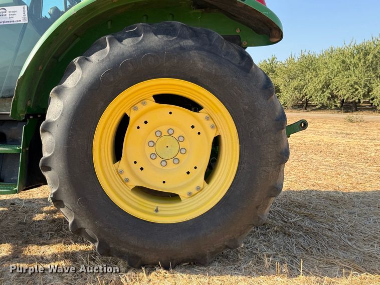 image for item EA0036 2012 John Deere 5085M MFWD tractor