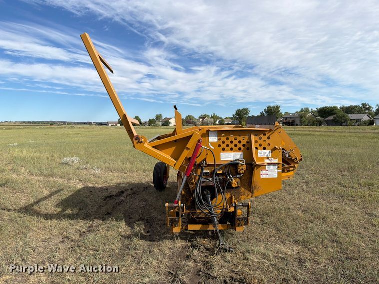 image for item EA0478 Duratech Haybuster 2100 bale processor